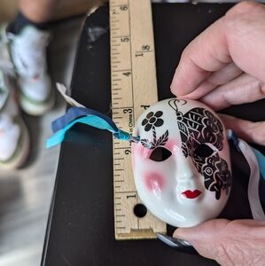 Vintage Mardi Gras Mask, Made in Thailand 3in by 2in